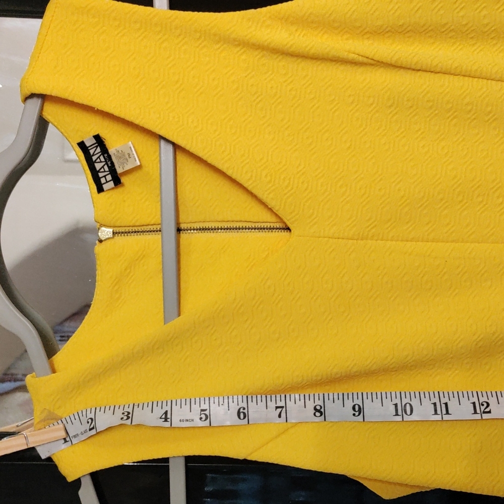 V neck Sleeveless Yellow Dress.